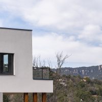 Exterior amb vistes a Sant LLorenç K-Matadepera casa passiva Passivhaus a Catalunya