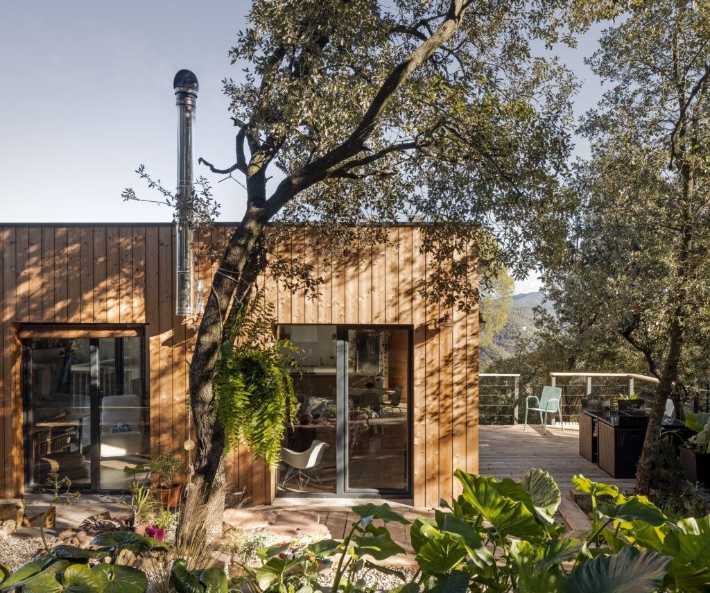 Una casa entre la naturaleza