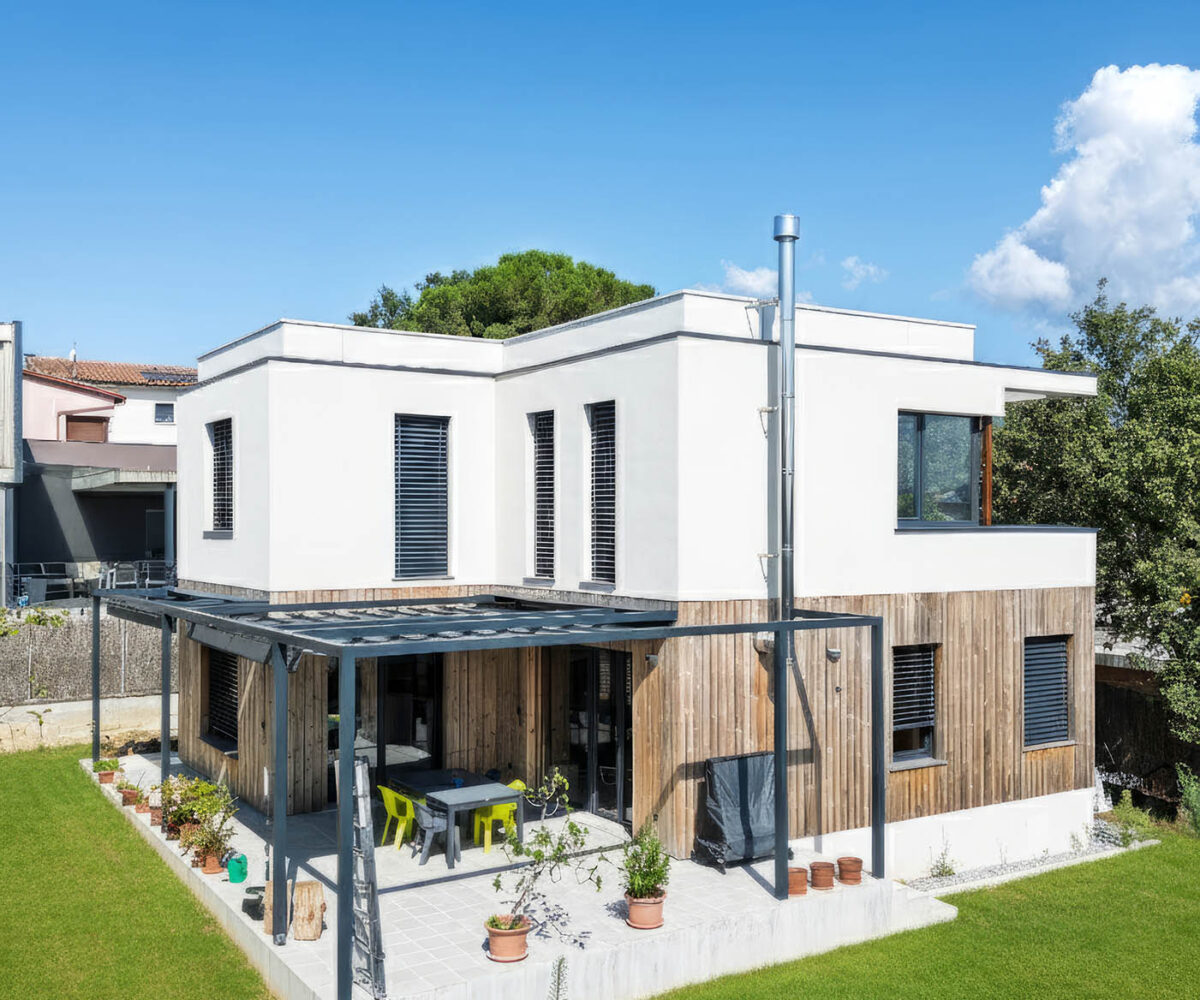 Casa pasiva de madera en Santa Maria de Palautordera con vistas al Montseny.